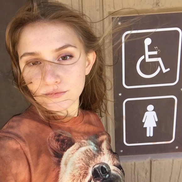 Meet your Posher, Charlotte - Picture 1 of 1